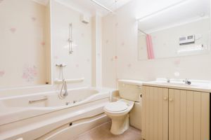 BATHROOM- click for photo gallery
